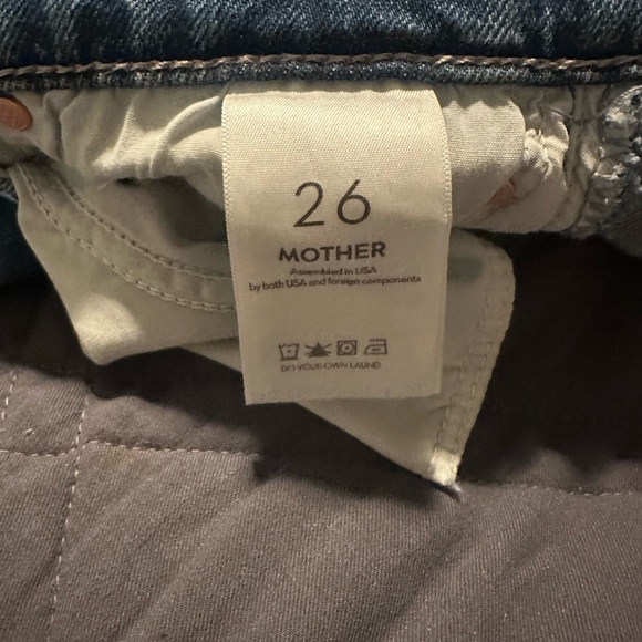 MOTHER SUPERIOR - Picture 3 of 10